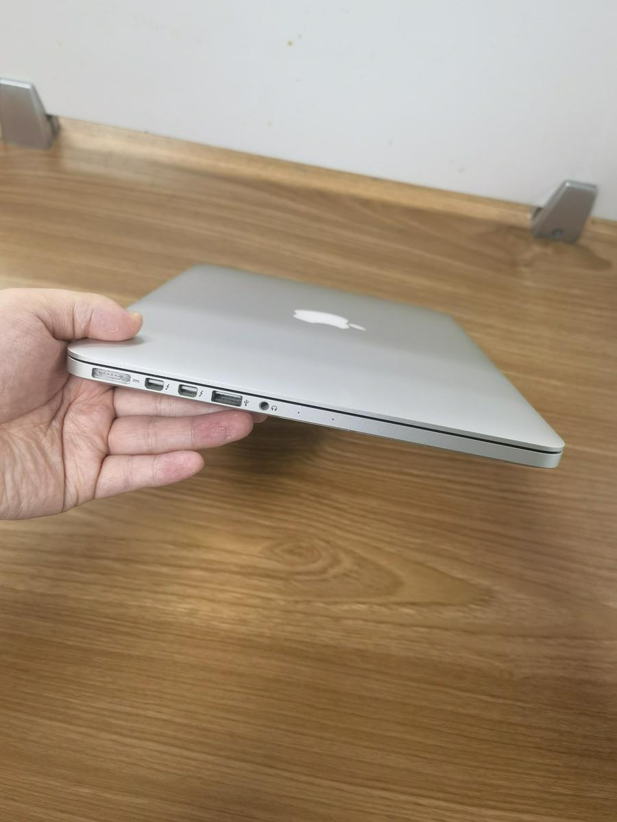 苹果15款13寸macbookpro