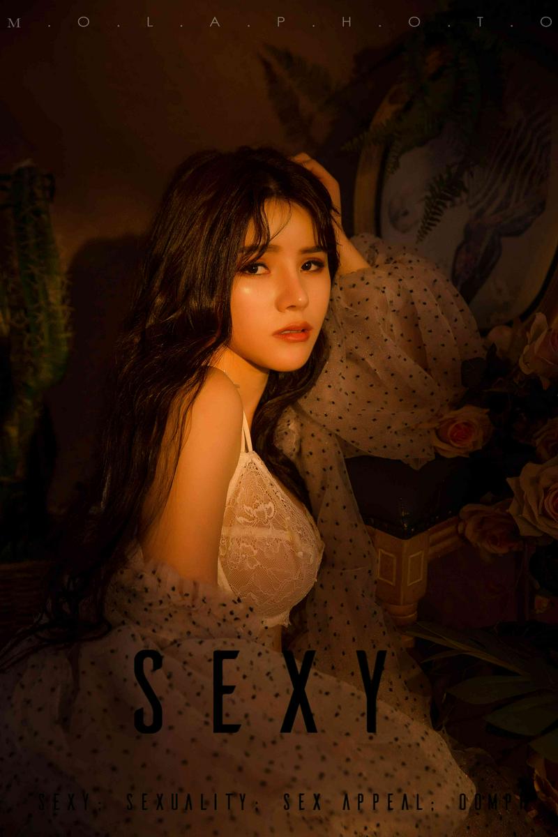 【莫拉摄影】花间精灵