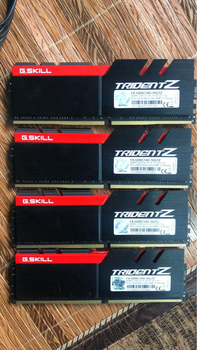 海盗船32g内存 4x8g 打包600出