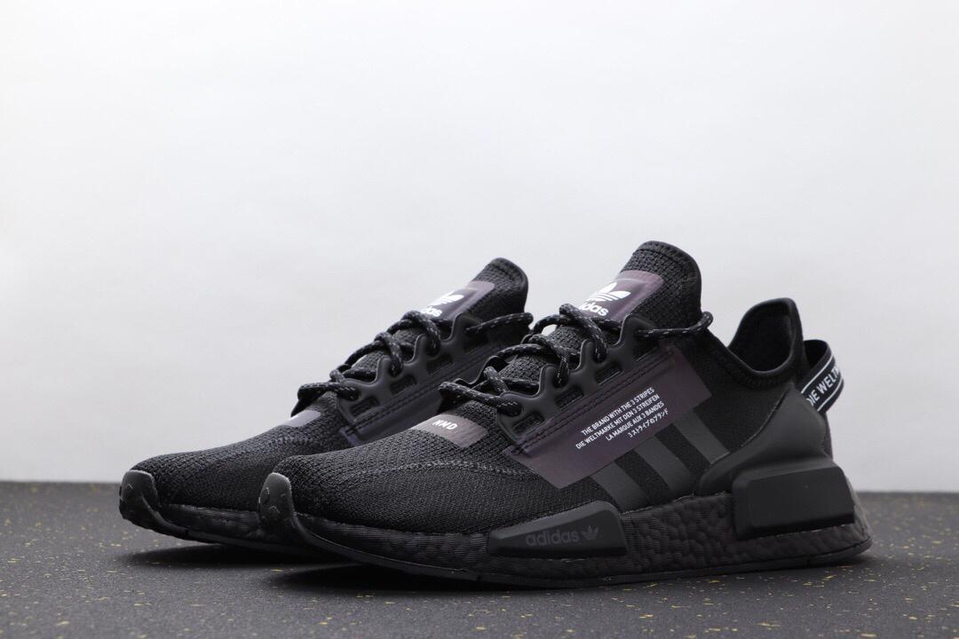 adidas nmd r1 boost v2 二代弹力针织面跑鞋