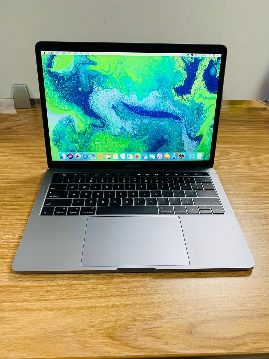 苹果17款13寸macbook pro深灰xw2超薄笔记本
