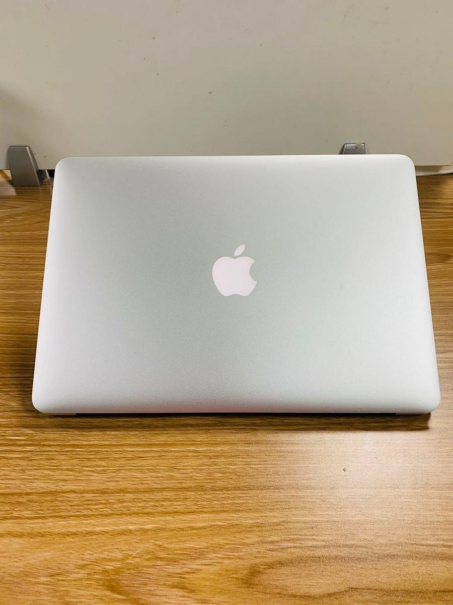 苹果15款macbook air 刀锋vg2笔记本