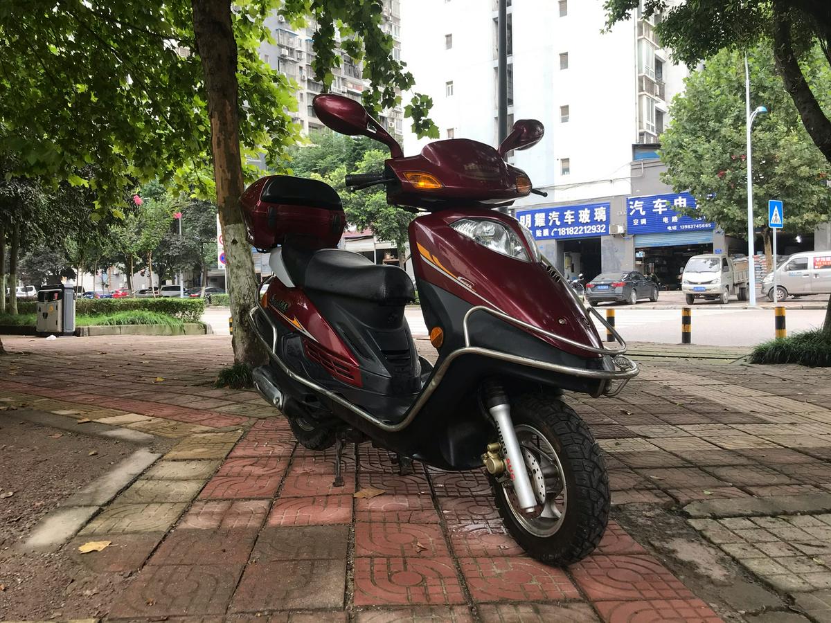 出個豪爵悅星125踏板車 賣價1980 - 摩托機車 重慶社區