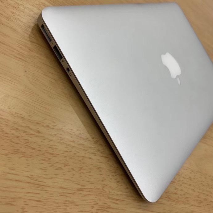 苹果笔记本macbook air11寸
