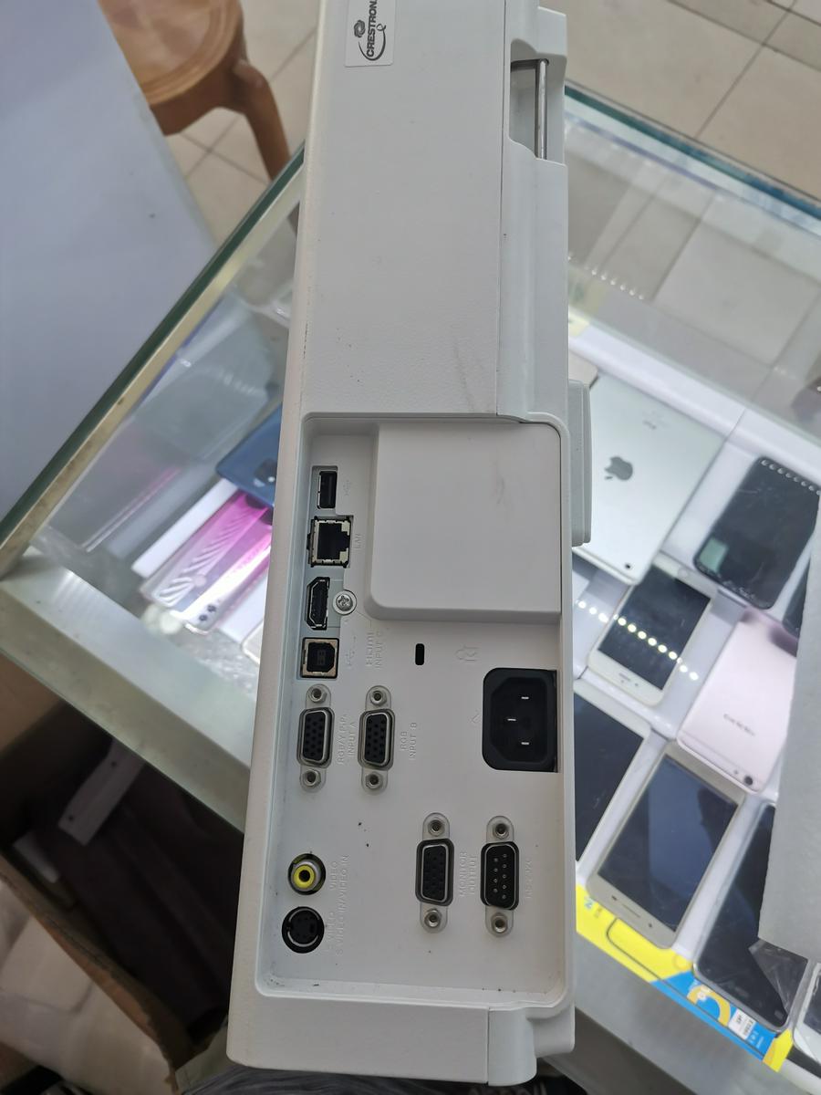 出索尼投影机ex293 原价5000多