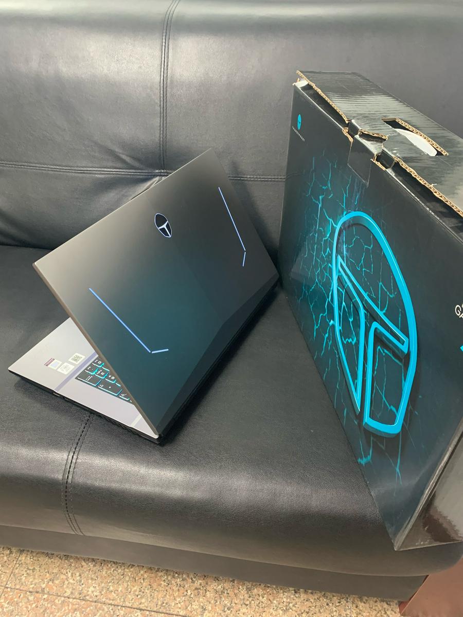 雷神911plus173英寸大屏窄边框游戏笔记本电脑