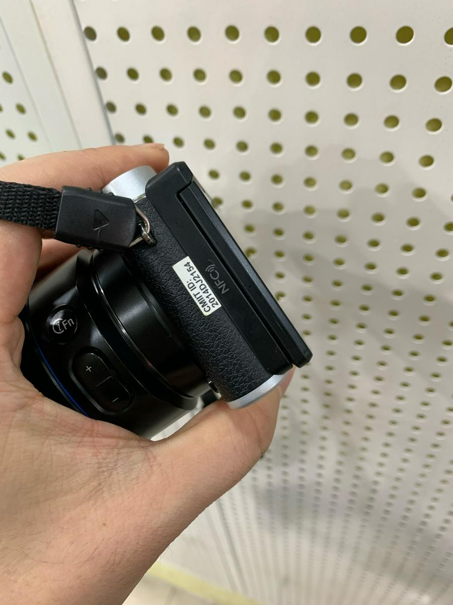 三星微单相机nx3000.